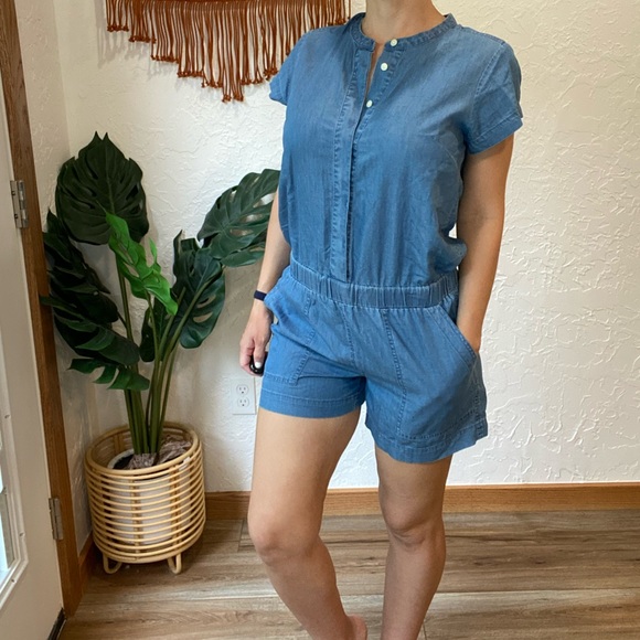 J. Crew Pants - J. Crew Chambray Romper Short Sleeve Button Front Size 6